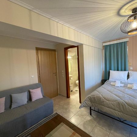 Flo'S Apartments Mesolóngion Zewnętrze zdjęcie
